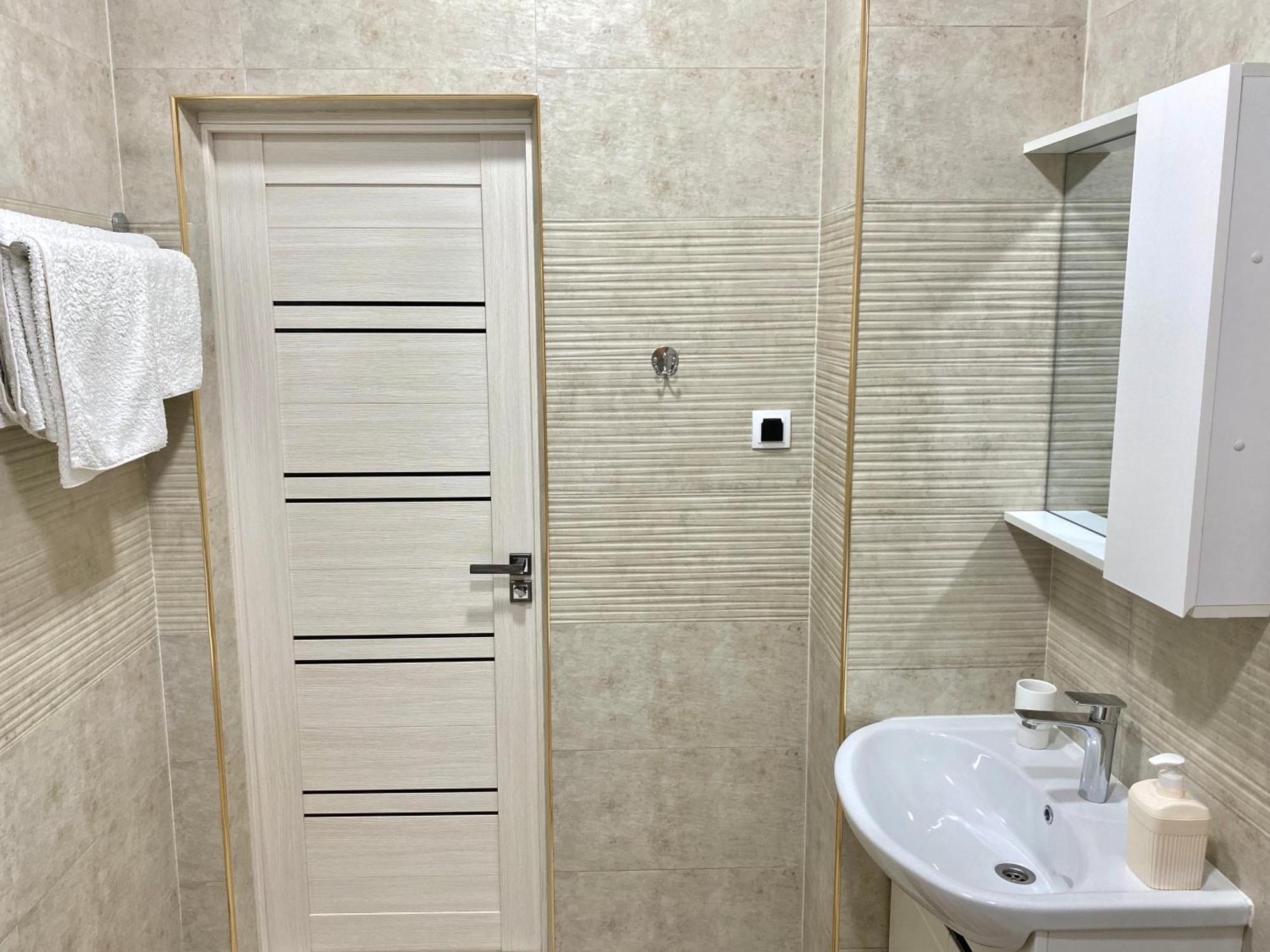 Spacious Apartment In New Building, Near The City Center And Airport Tashkent Exterior photo